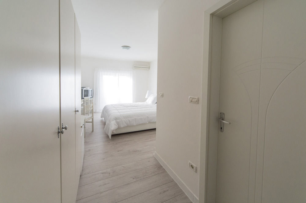 Hotel La Settima Luna 萨武德里亚 外观 照片