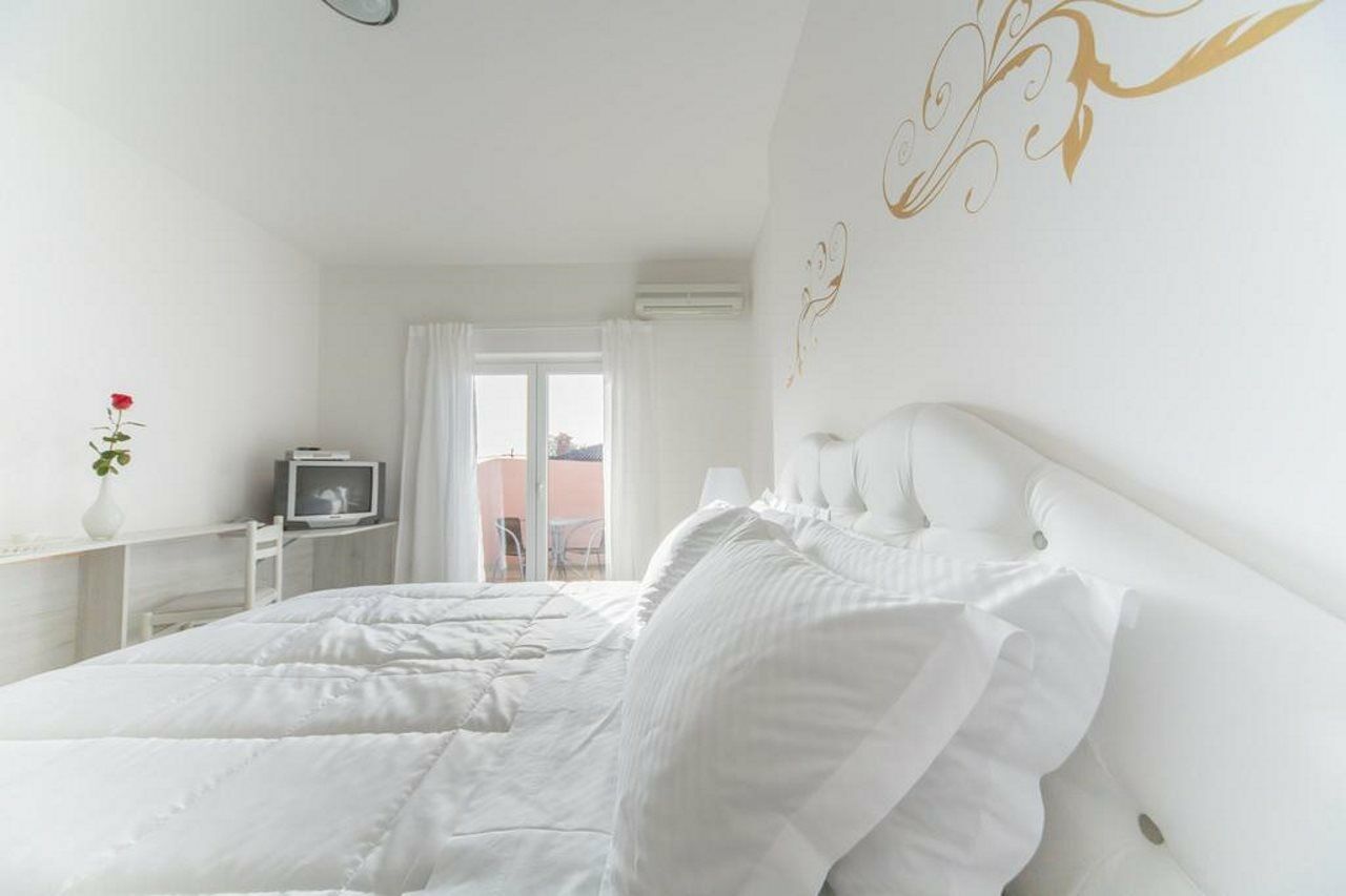 Hotel La Settima Luna 萨武德里亚 外观 照片